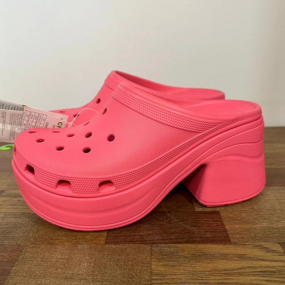 CROCS Womens Siren Clogs 12 Hot Pink Rubber Platform Heel Closed Toe Chunky - Picture 1 of 6